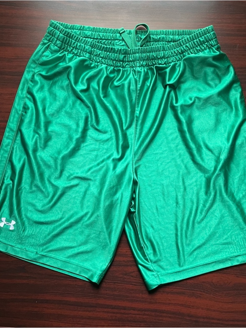 Under Armour Basketball Shorts Green Mens Dazzle Shiny Silky Size XL